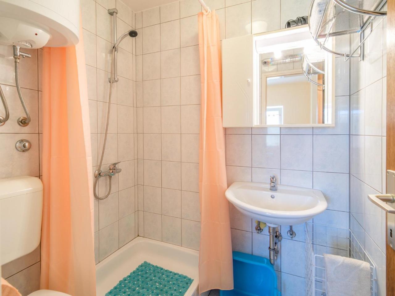 Apartment In Vrbnik/Insel Krk 13614 Luaran gambar