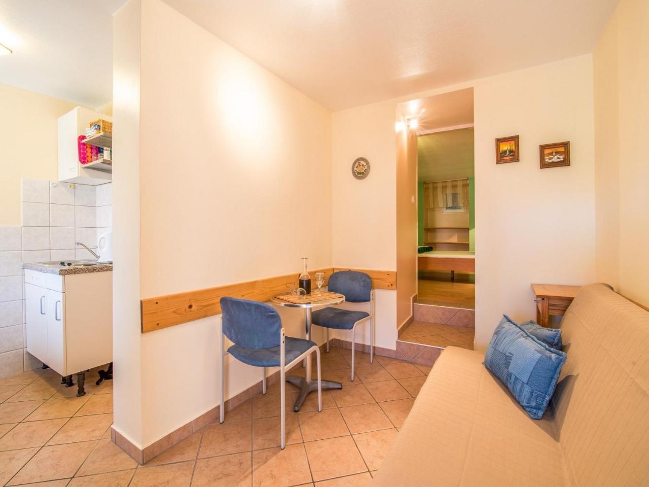 Apartment In Vrbnik/Insel Krk 13614 Luaran gambar
